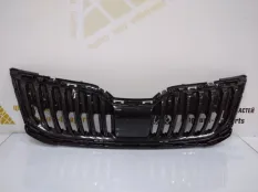 Решетка радиатора Skoda Octavia 2017-2020 5E0853653C A7 5E3 РЕСТАЙЛИНГ
