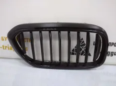 Решетка радиатора BMW 5 2017-2019 51137383520 G30 ДО РЕСТАЙЛИНГ, правая