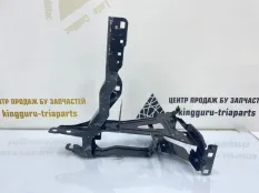 Кронштейн под фару BMW X3 2017-2021 51647400113 G01 ДО РЕСТАЙЛИНГ, левый