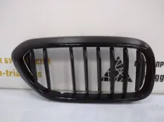 Решетка радиатора BMW 5 2017-2019 51137383520 G30 ДО РЕСТАЙЛИНГ, правая