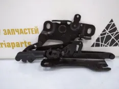 Петля капота BMW 3 2015-2020 41617239416 F30 РЕСТАЙЛИНГ, правая