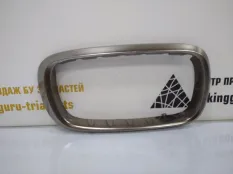 Молдинг решетки радиатора BMW X5 2013-2018 51137349388 F15, правый
