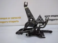 Петля капота BMW X5 2013-2018 41007381782 F15, правая
