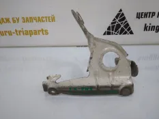Кронштейн крыла BMW X3 2010-2014 41357267327 F25, передний левый