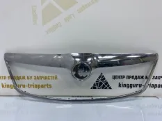 Молдинг решетки радиатора Skoda Octavia 2008-2013 1Z0853661A A5 РЕСТАЙЛИНГ