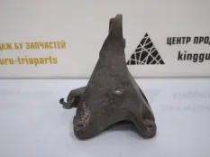 Кронштейн двигателя BMW 3 2011 22116782038 E90 РЕСТАЙЛИНГ 1.8 N47N20, передний правый