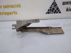 Петля капота Volkswagen Polo 2009-2015 6R0823302B 5 612 ДО РЕСТАЙЛИНГ, правая