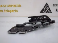 Петля капота Volkswagen Golf Plus 2005-2009 5M0823302 1 5M1, правая