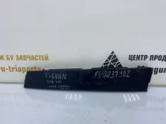 Накладка стойки двери Volkswagen Tiguan 2011-2017 5N0837902 1 5N1 РЕСТАЙЛИНГ, передняя правая