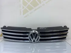 Решетка радиатора Volkswagen Touareg 2014-2018 7P6853653D 2 7P5 РЕСТАЙЛИНГ