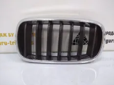 Решетка радиатора BMW X5 2013-2018 7316075 F15, левая