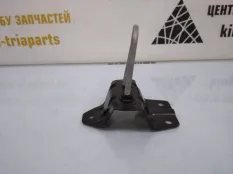 Крюк замка капота BMW X1 2015-2019 51237435104 F48