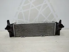 Радиатор интеркулера BMW X5 2019-2023 17518584127 G05
