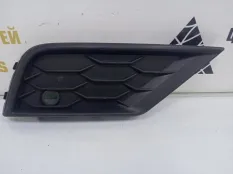 Решетка бампера Volkswagen Tiguan 2016-2020 5NA853666A 2 AD1 ДО РЕСТАЙЛИНГ, передняя правая