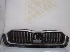 Решетка радиатора Skoda Octavia 2019-2022 5E3853653 A8 NN3