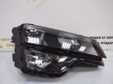 Фара галогеновая Skoda Karoq 2017-2021 57B941016A 1 NU7 ДО РЕСТАЙЛИНГ, правая