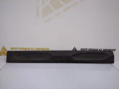 Молдинг двери BMW X2 2018-2021 51137421439 F39, передний левый