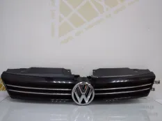 Решетка радиатора Volkswagen Jetta 2014-2018 5C6853653 6 162 РЕСТАЙЛИНГ