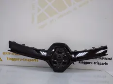 Накладка решетки радиатора Renault Arkana 2019-2022 623820994R 1 LCM_