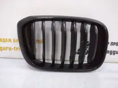 Решетка радиатора BMW X3 2017-2021 8091726 G01 ДО РЕСТАЙЛИНГ, правая