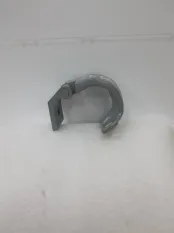 Петля крышки багажника Skoda Octavia 2017-2020 5E0927302A A7 5E3 РЕСТАЙЛИНГ, правая