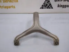 Кронштейн передней панели BMW 6 2017-2020 51647437514 G32