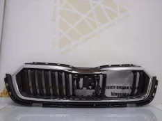 Решетка радиатора Skoda Octavia 2019-2022 5E3853653 A8 NN3