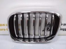 Решетка радиатора BMW X3 2017-2021 8091725 G01 ДО РЕСТАЙЛИНГ, левая