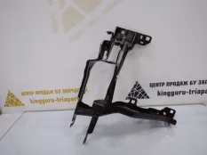 Кронштейн фары BMW X5 2019-2023 51647421709 G05, левый