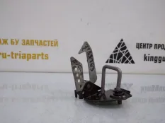 Крюк замка капота BMW 5 2013-2017 51237183763 F10 РЕСТАЙЛИНГ, левый