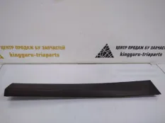 Молдинг двери BMW X1 2015-2019 51137352094 F48, задний правый