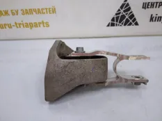 Подушка двигателя Volvo S90 2 D4 Дорестайлинг 2020 31480564 PS 2.0 ДИЗЕЛЬ D4204T14, правая