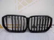 Решетка радиатора BMW X5 2019-2023 7454887 G05