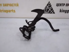 Крюк замка капота Skoda Octavia 2008-2013 1Z0823480 A5 РЕСТАЙЛИНГ