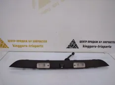 Накладка крышки багажника Hyundai Staria 2021-2023 92535CG010 US4