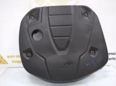 Декоративная крышка двигателя Volvo S90 2 D4 Дорестайлинг 2020 31686823 PS 2.0 ДИЗЕЛЬ D4204T14