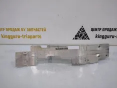 Кронштейн фары BMW X5 2013-2018 51647294491 F15, левый