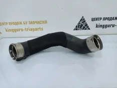 Патрубок интеркулера BMW X1 2015-2019 11618511338 F48, правый