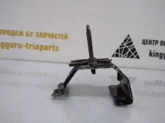 Крюк замка капота BMW X5 2013-2018 51237325992 F15, правый