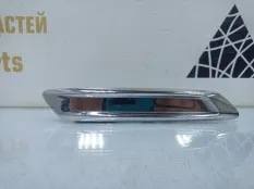 Декоративная накладка крыла BMW 5 2009-2013 51137336647 F10 ДО РЕСТАЙЛИНГ, передняя левая
