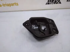 Кронштейн фонаря Volvo S90 2 D4 Дорестайлинг 2020 31689375 PS 2.0 ДИЗЕЛЬ D4204T14, правый