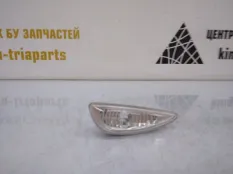 Повторитель поворота в крыло Hyundai Solaris 2010-2014 923041R000 1 RB ДО РЕСТАЙЛИНГ, передний правый