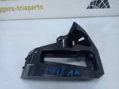 Кронштейн бампера BMW 6 2017-2020 51117415598 G32, передний правый