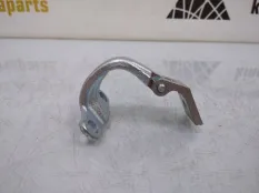 Петля крышки багажника Skoda Octavia 2013-2017 5E0827302A A7 5E3 ДО РЕСТАЙЛИНГ, правая