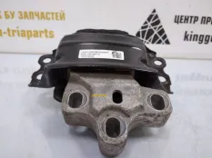 Кронштейн двигателя Volkswagen Tiguan 2016-2020 5QA199555G 2 AD1 ДО РЕСТАЙЛИНГ, левый