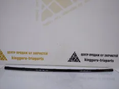 Молдинг решетки бампера Volkswagen Polo 2015-2020 6RF853101A 5 612 РЕСТАЙЛИНГ, передний