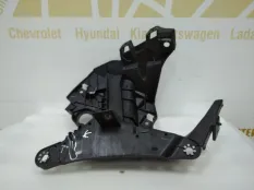 Кронштейн крыла BMW X5 2013-2018 51647294543 F15, передний левый
