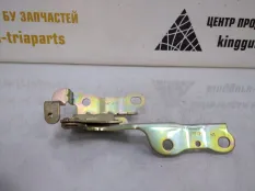 Петля капота Hyundai Elantra 2006-2011 791102H000 4 HD, левая