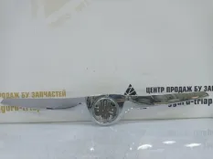 Молдинг капота Skoda Fabia 2010-2014 5J0853633C 2 5J2 РЕСТАЙЛИНГ