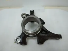 Кулак поворотный, передний левый